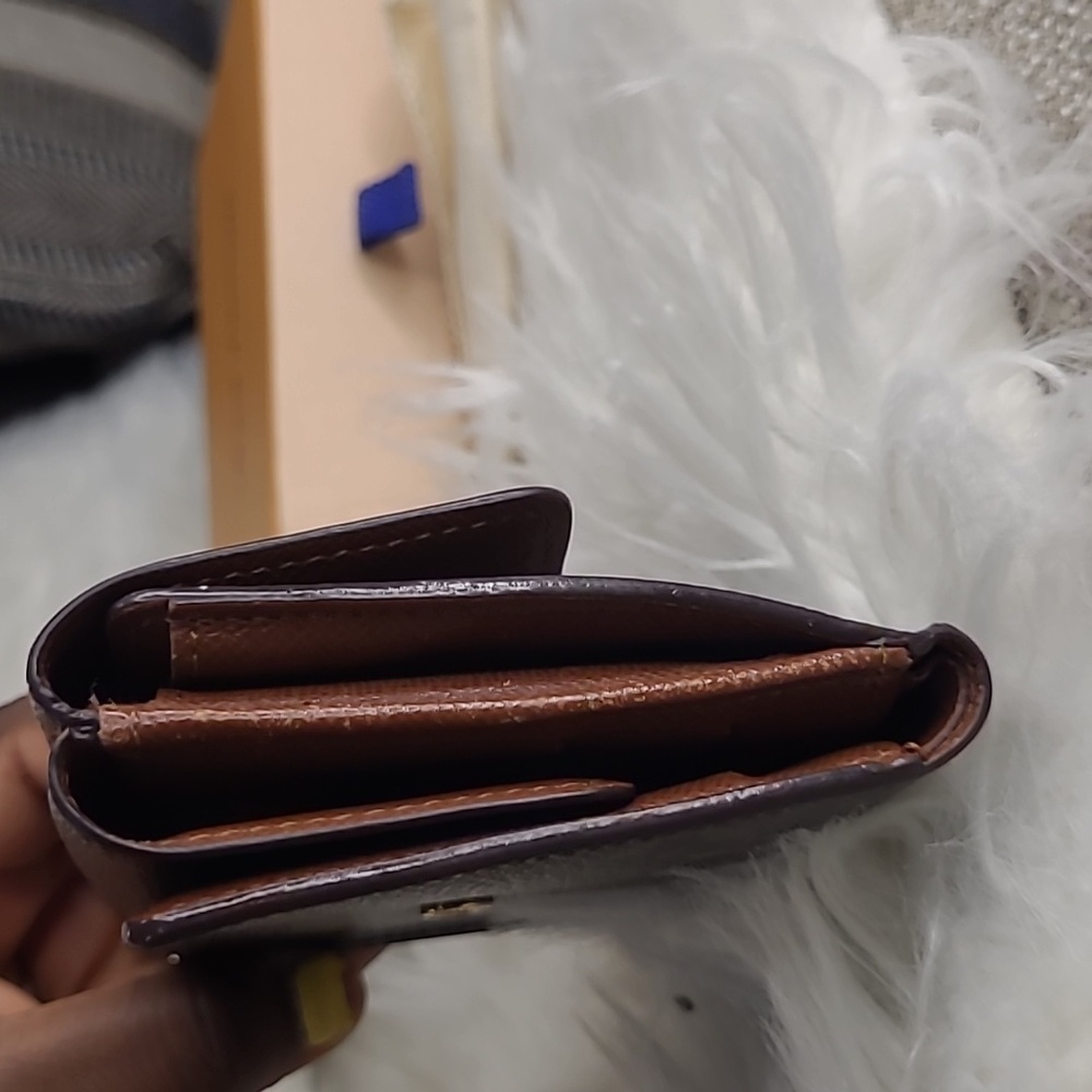 🔹️Louis Vuitton🔹️ Sarah WALLET WITH DUSTBAG AND BOX ✨️ - Picture 12 of 14